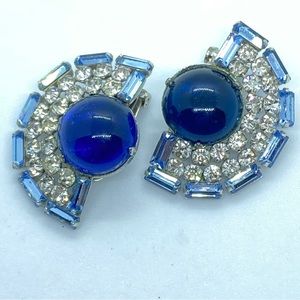 Hattie Carnegie 1950 Rhinestone & Egyptian Blue Baguette Rhinestones Ear…